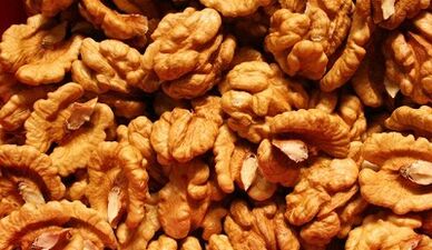 walnut pikeun ngabersihan awak parasit