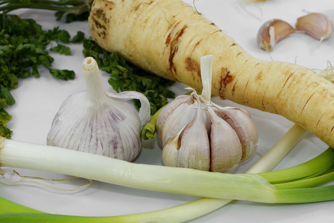 bawang bodas jeung horseradish ngalawan parasit